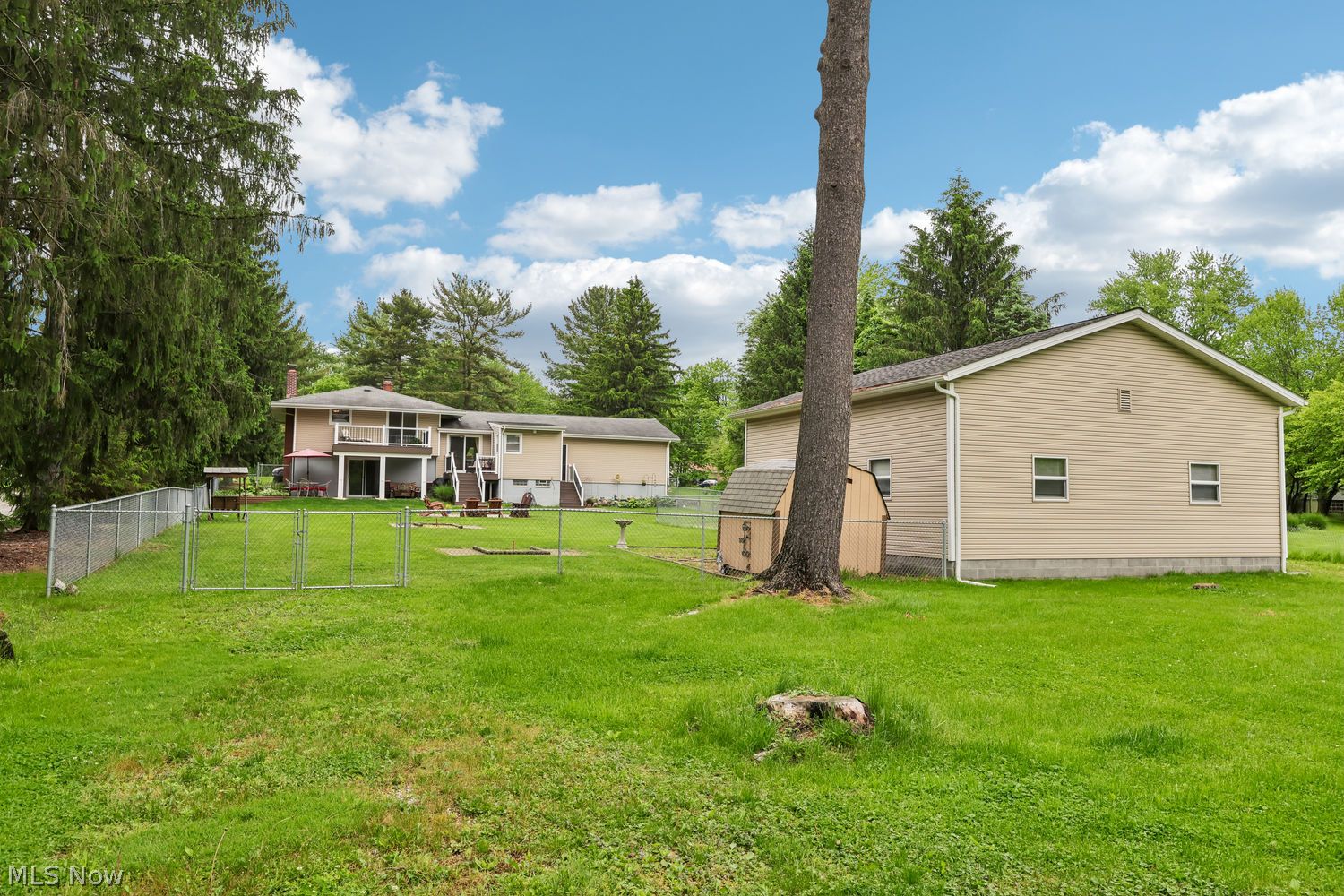 17570 Hicks Road Walton Hills OH 44146