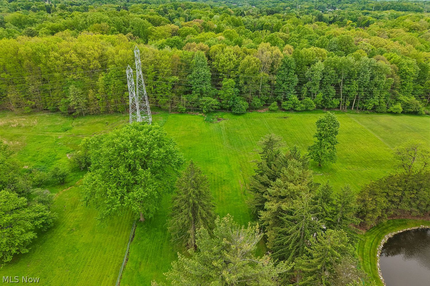 17570 Hicks Road Walton Hills OH 44146