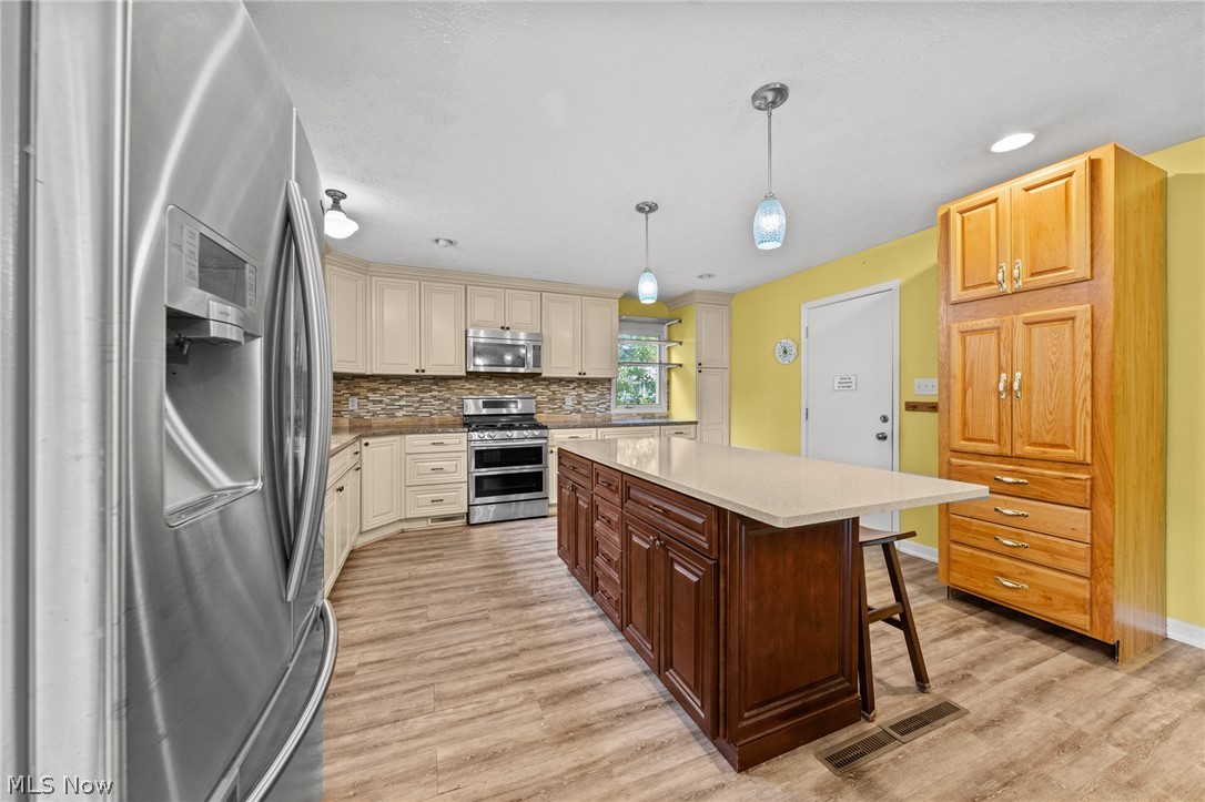 5561 Ericson Lane Willoughby OH 44094