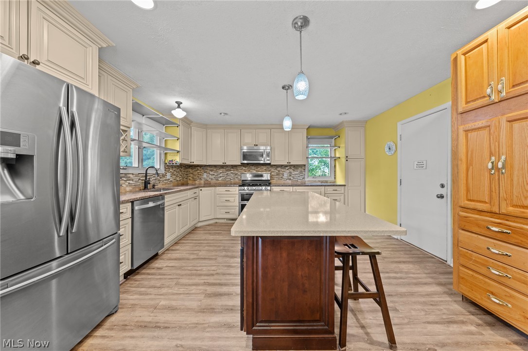 5561 Ericson Lane Willoughby OH 44094