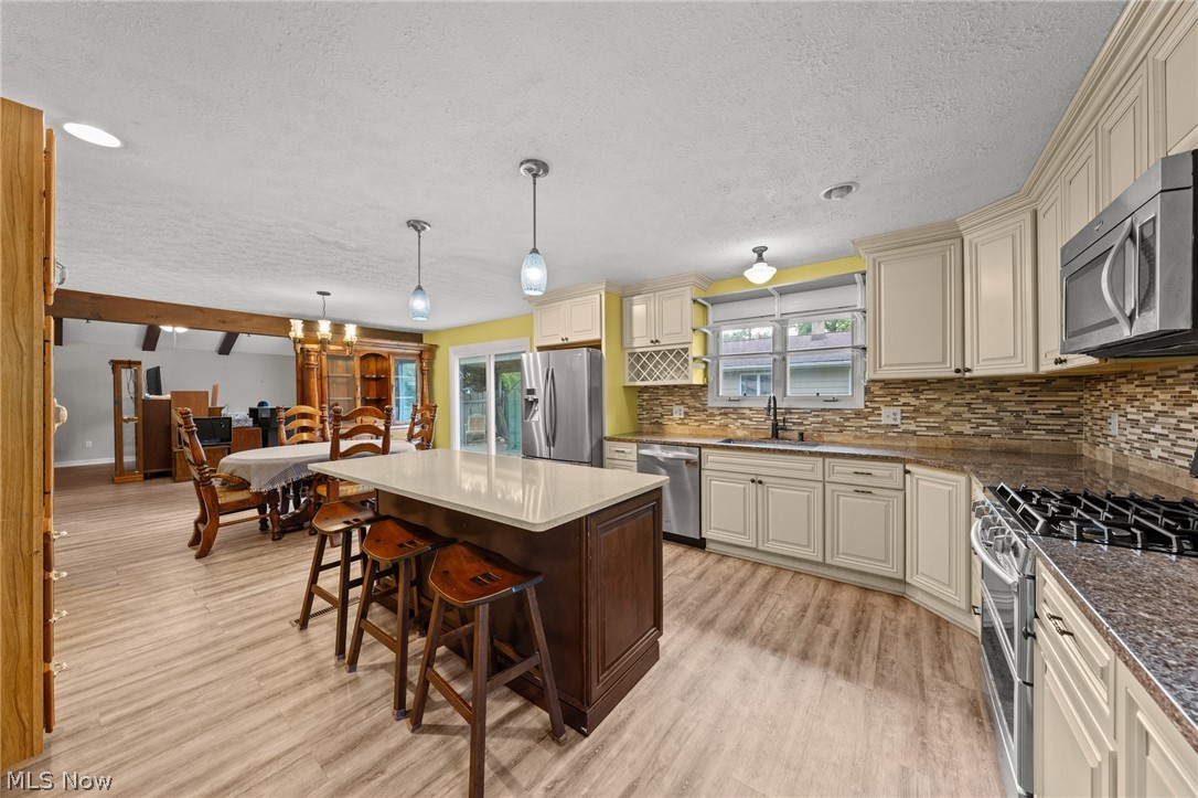 5561 Ericson Lane Willoughby OH 44094
