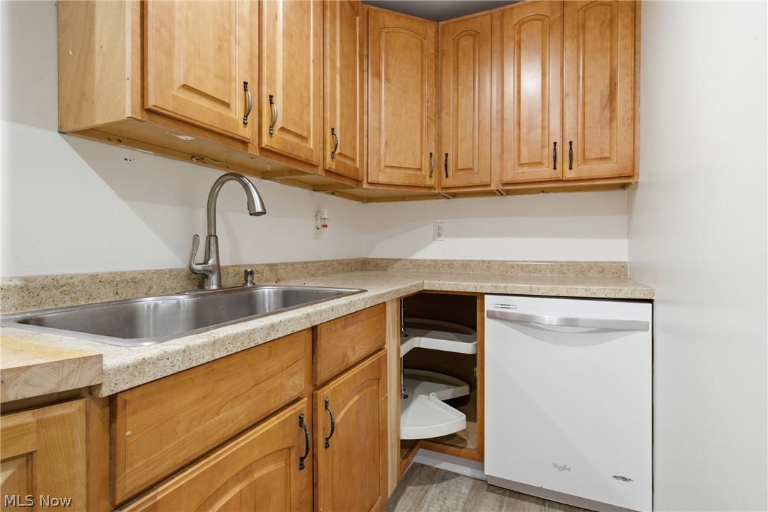 2287 W 42nd Street Cleveland OH 44113