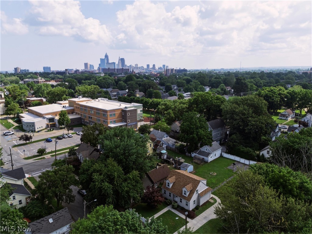 2287 W 42nd Street Cleveland OH 44113