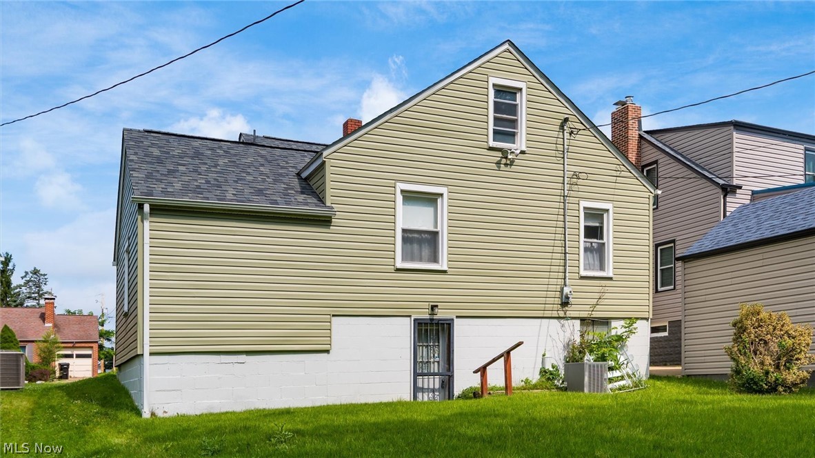 1928 Euclid Avenue Zanesville OH 43701