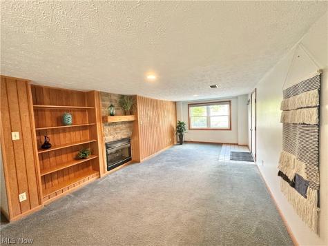 351 Perry Road Tallmadge OH 44278