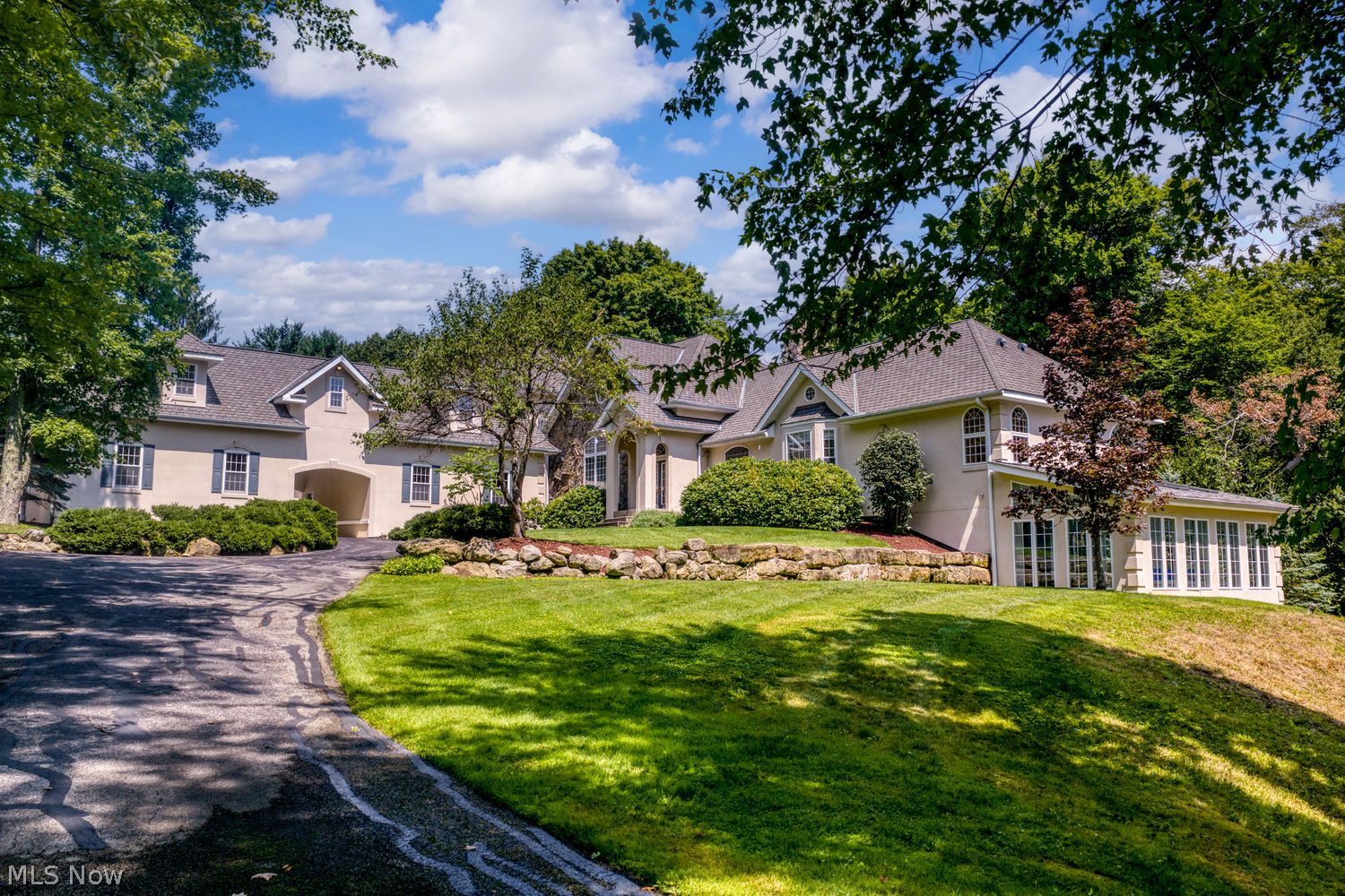 Chardon OH, 11700 Woodiebrook Rd Road