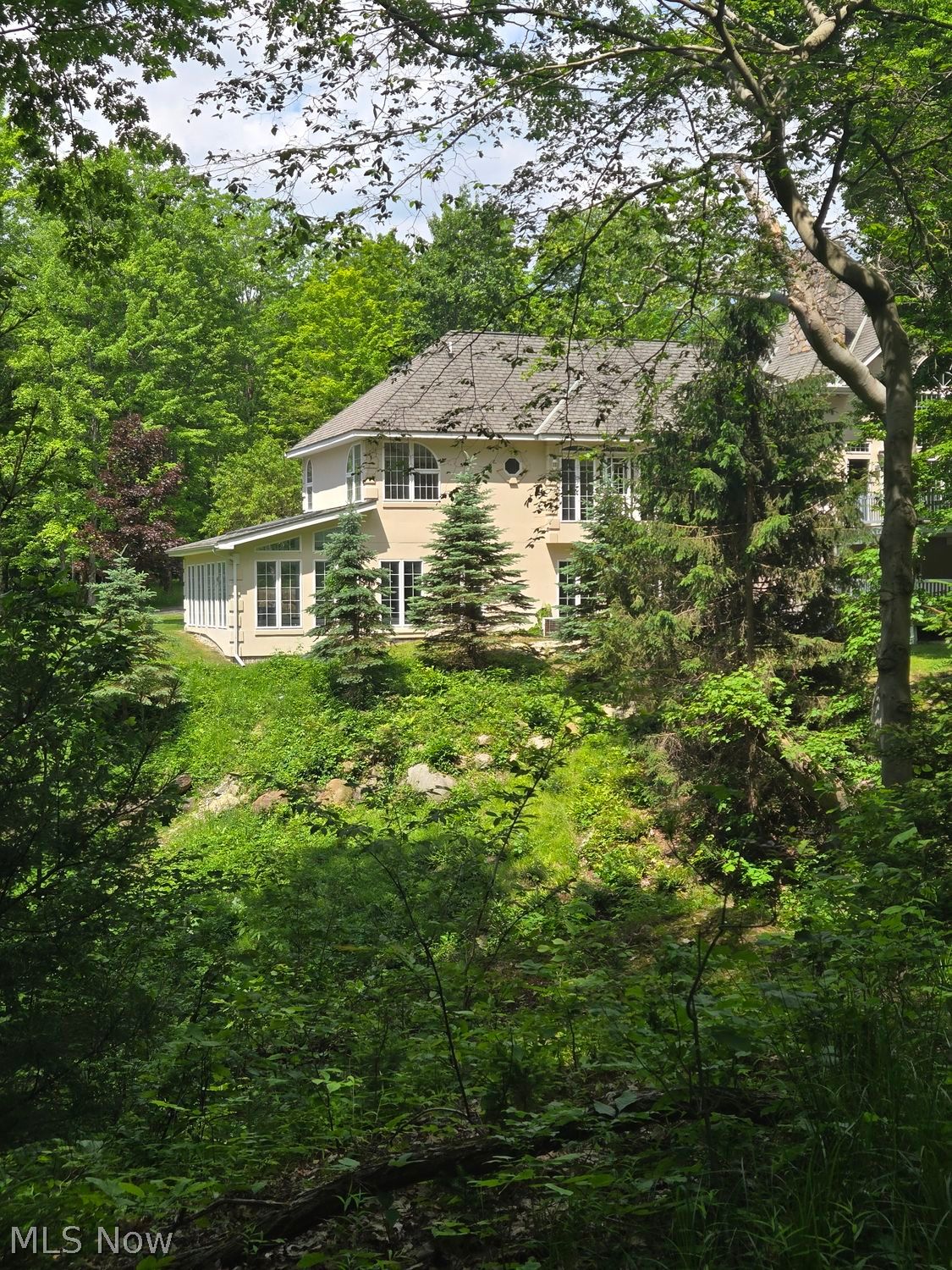 11700 Woodiebrook Rd Road Chardon OH 44024