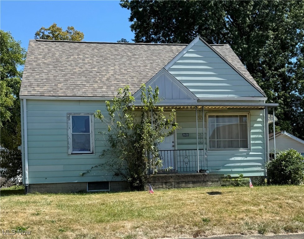 1630 Bonnie Brae Avenue NE Warren OH 44483