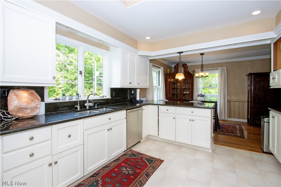 330 N Countryside Drive Ashland OH 44805