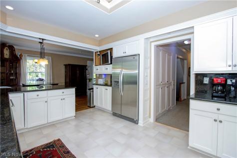 330 N Countryside Drive Ashland OH 44805