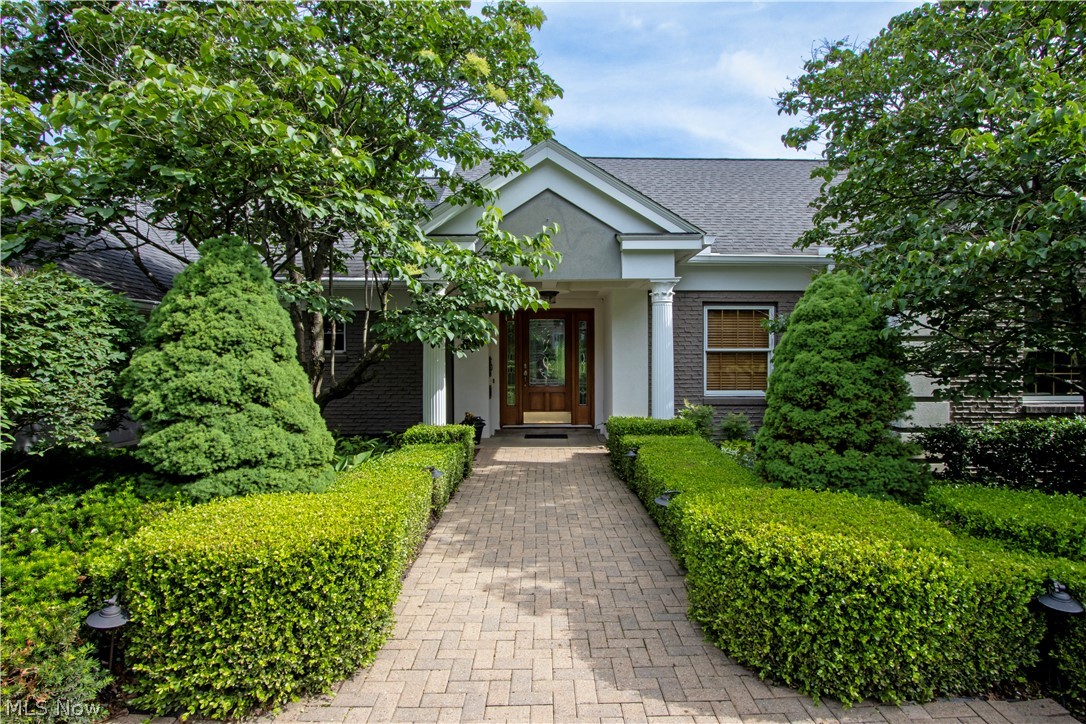 330 N Countryside Drive Ashland OH 44805