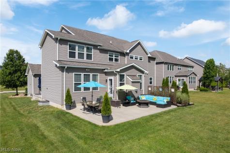 111 Harvester Drive Copley OH 44321