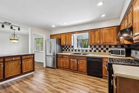 31660 Sedgefield Oval Solon OH 44139