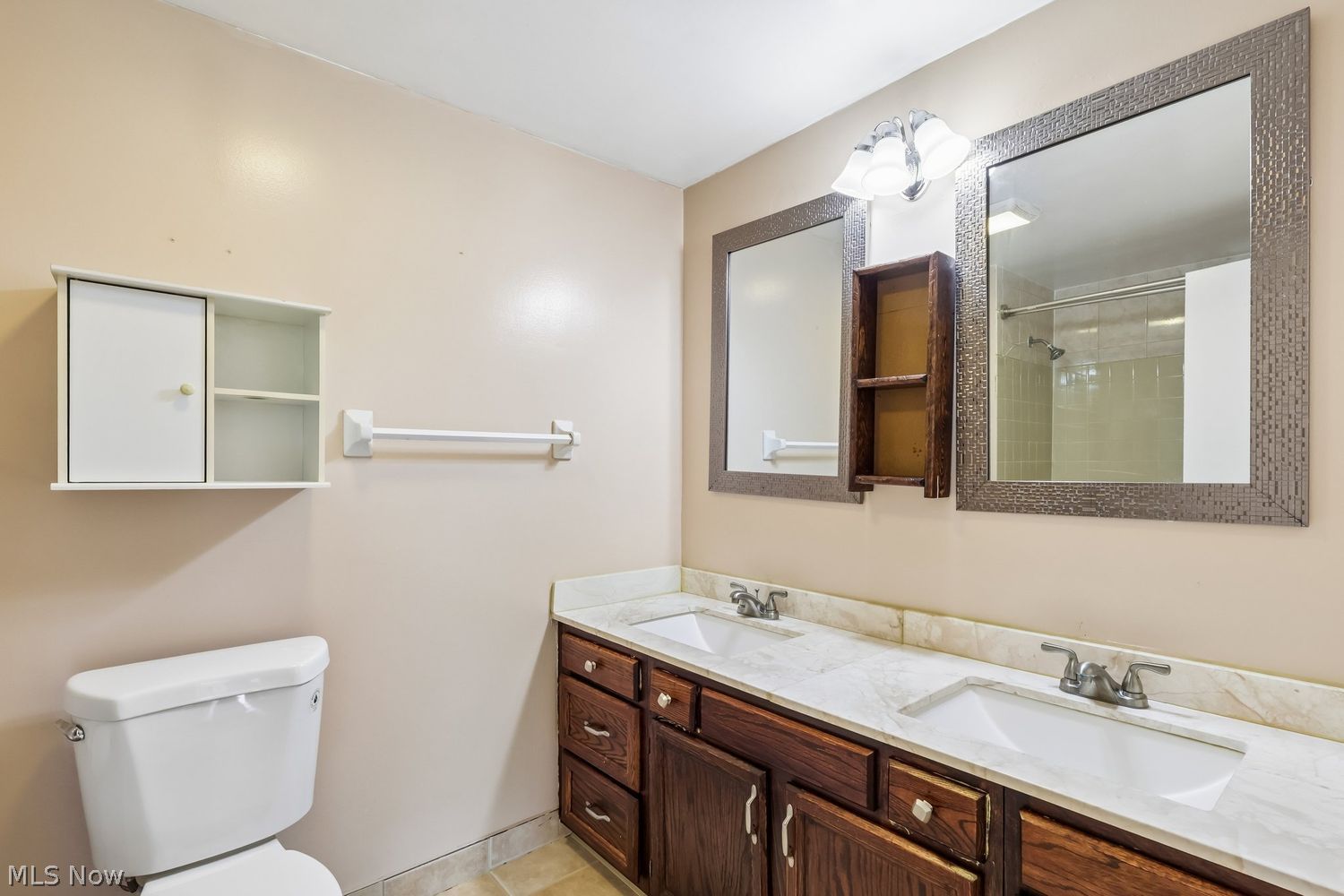31660 Sedgefield Oval Solon OH 44139