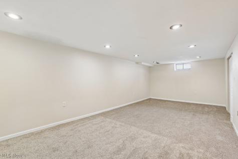 31660 Sedgefield Oval Solon OH 44139