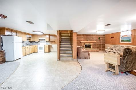 126 S Rhodes Avenue Niles OH 44446