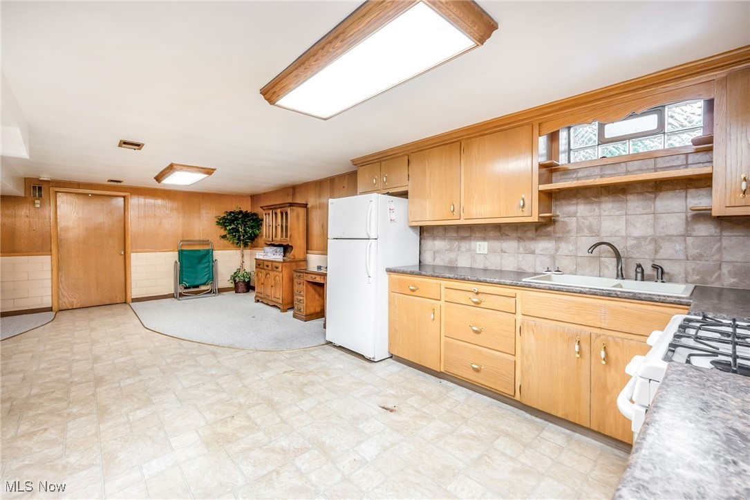 126 S Rhodes Avenue Niles OH 44446