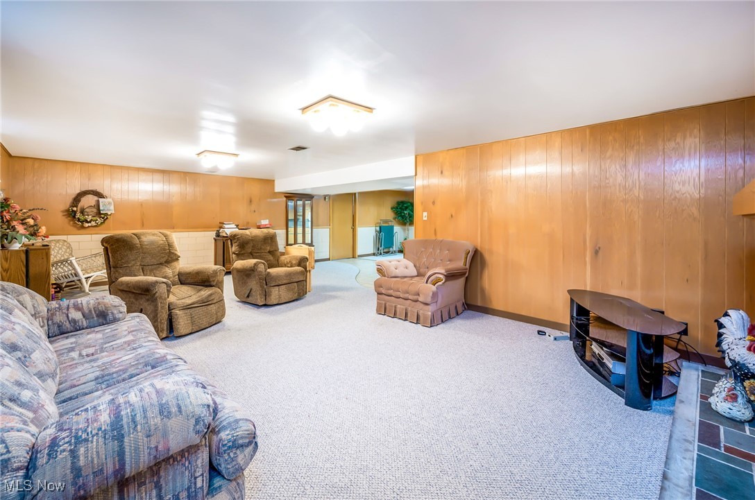 126 S Rhodes Avenue Niles OH 44446