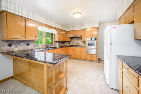 126 S Rhodes Avenue Niles OH 44446