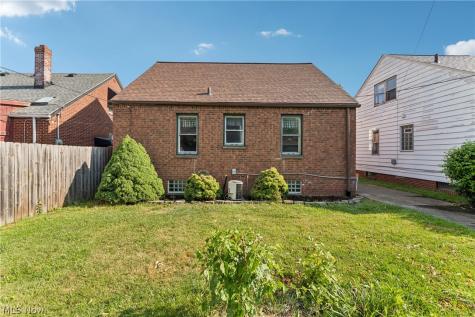 14519 Orchard Park Avenue Cleveland OH 44111