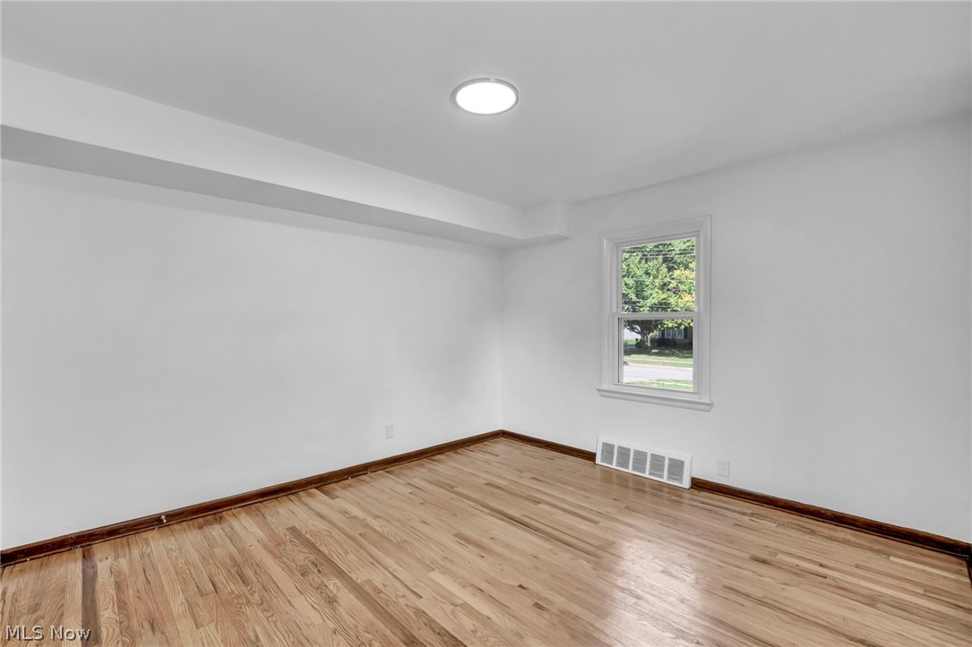 30082 Dorothy Drive Wickliffe OH 44092