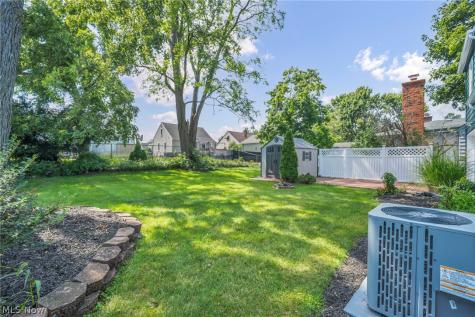 30082 Dorothy Drive Wickliffe OH 44092