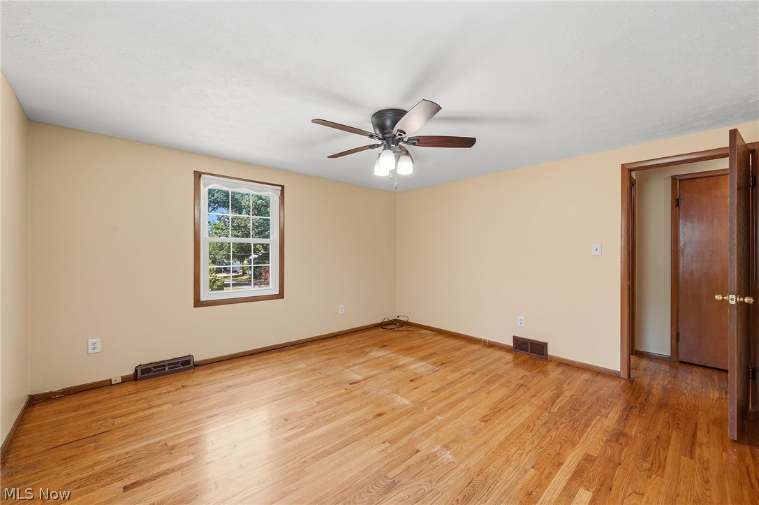 1819 Oakmount Road South Euclid OH 44121