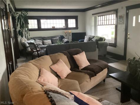 3306 West Boulevard Cleveland OH 44111