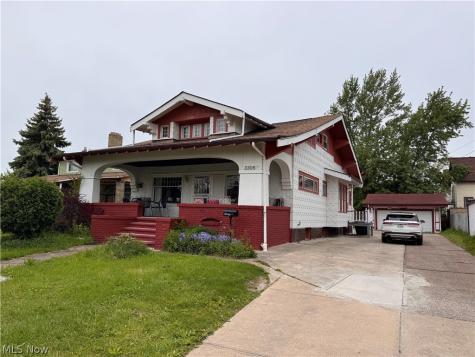 3306 West Boulevard Cleveland OH 44111