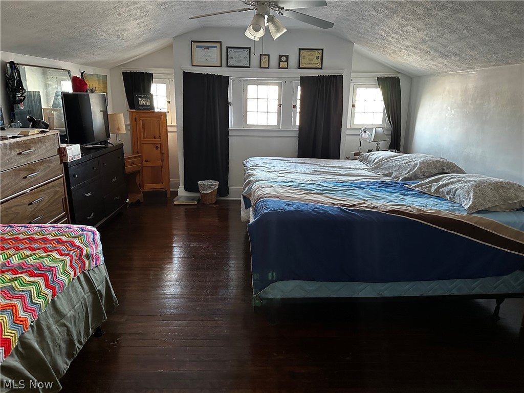 3306 West Boulevard Cleveland OH 44111