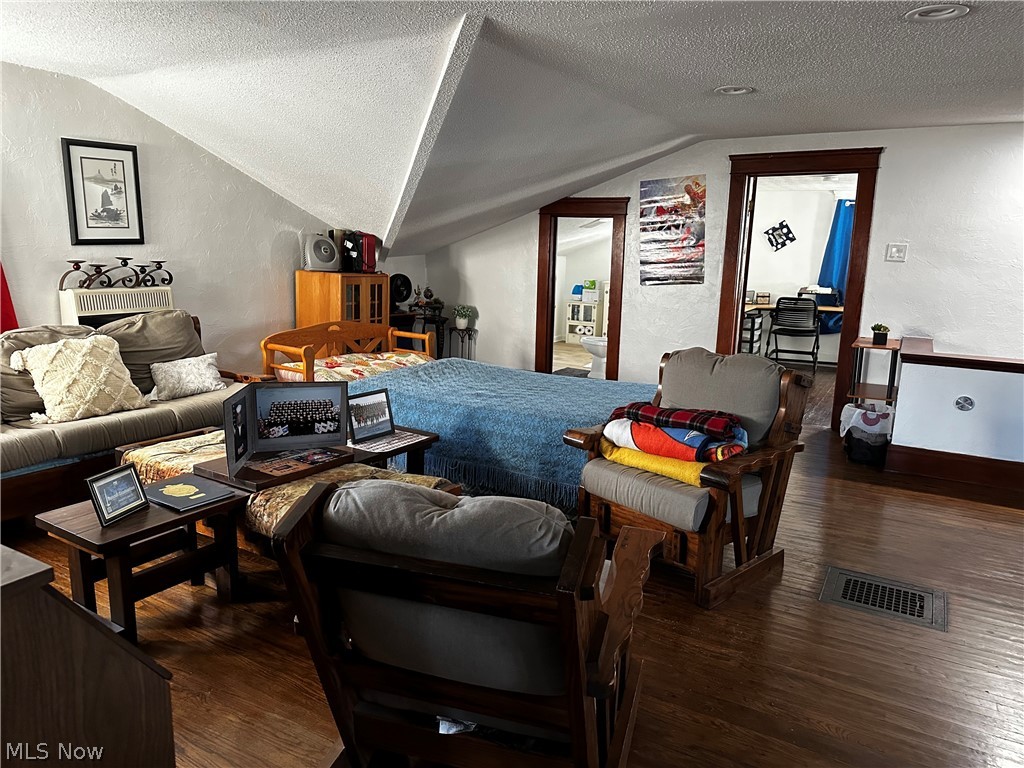 3306 West Boulevard Cleveland OH 44111