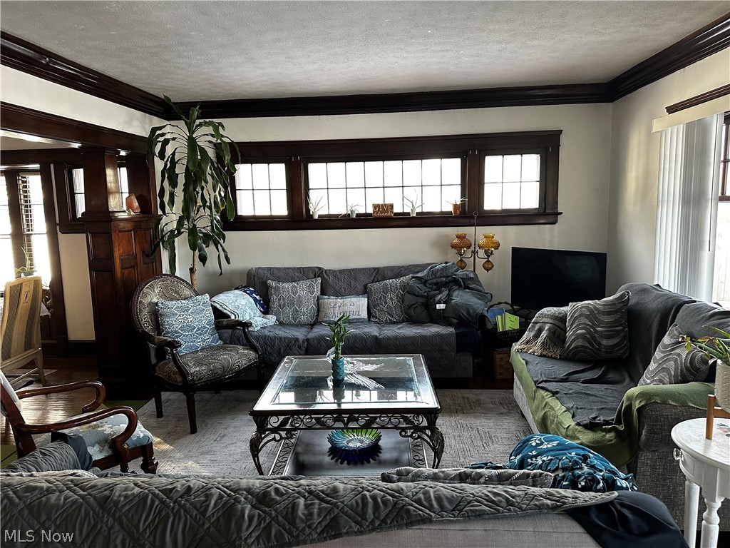 3306 West Boulevard Cleveland OH 44111