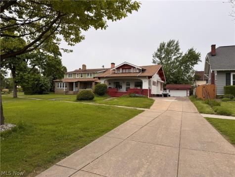 3306 West Boulevard Cleveland OH 44111