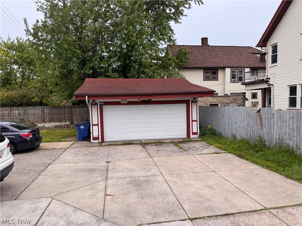 3306 West Boulevard Cleveland OH 44111