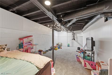 4025 Paumier Avenue Louisville OH 44641