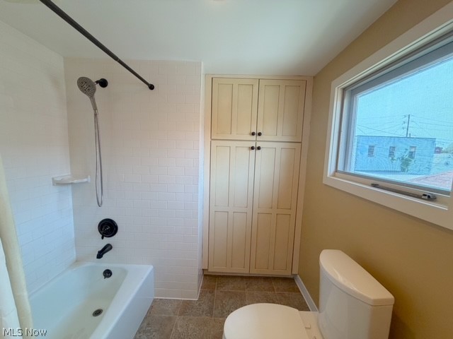 602 4th Street NW New Philadelphia OH 44663