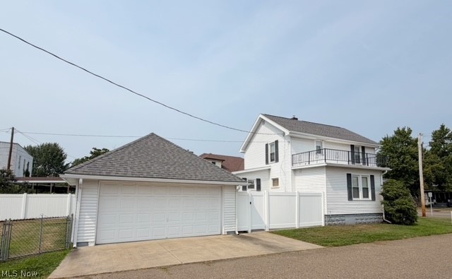 602 4th Street NW New Philadelphia OH 44663