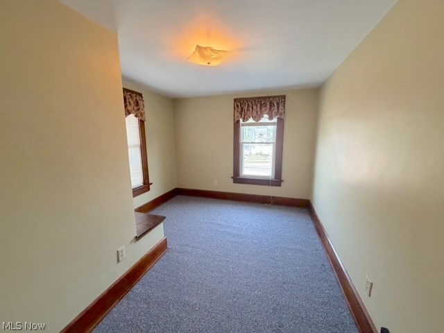 602 4th Street NW New Philadelphia OH 44663