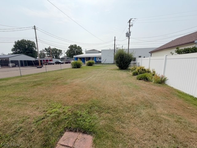 602 4th Street NW New Philadelphia OH 44663