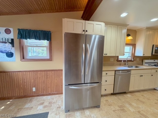 602 4th Street NW New Philadelphia OH 44663