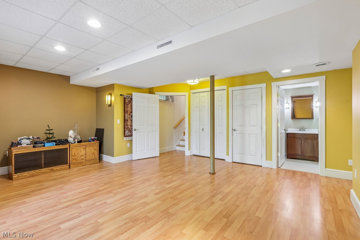 17151 Farmington Road West Farmington OH 44491