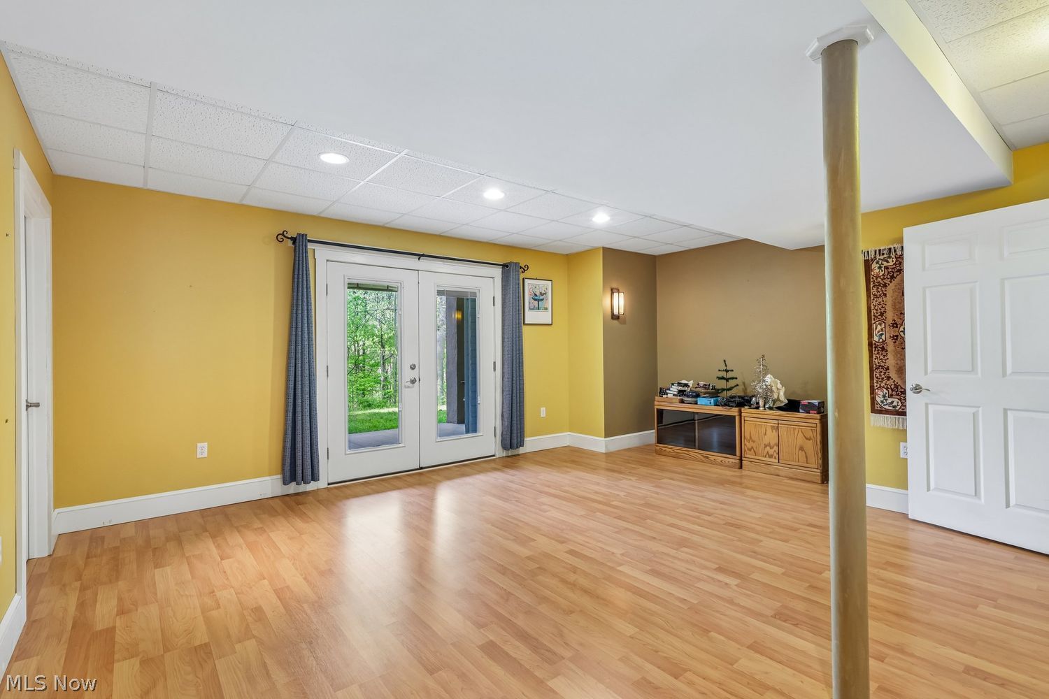 17151 Farmington Road West Farmington OH 44491
