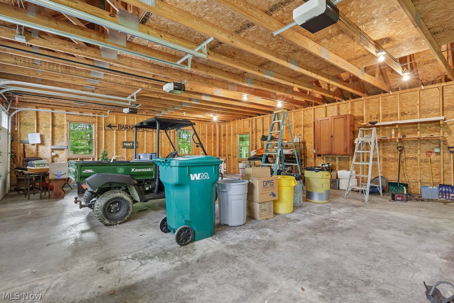 17151 Farmington Road West Farmington OH 44491