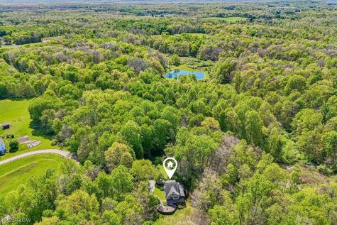 17151 Farmington Road West Farmington OH 44491