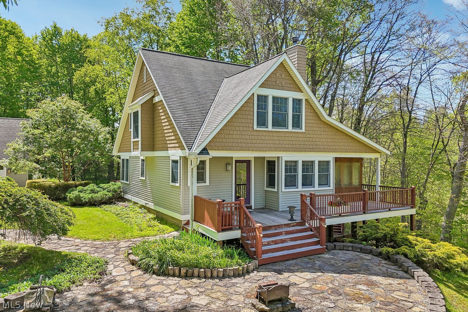 17151 Farmington Road West Farmington OH 44491