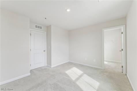 4483 Bellow Drive Lorain OH 44053