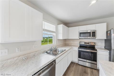4483 Bellow Drive Lorain OH 44053