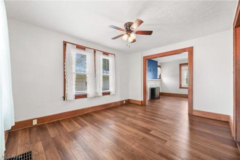 2128 S Freedom Avenue Alliance OH 44601