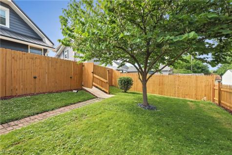 2128 S Freedom Avenue Alliance OH 44601