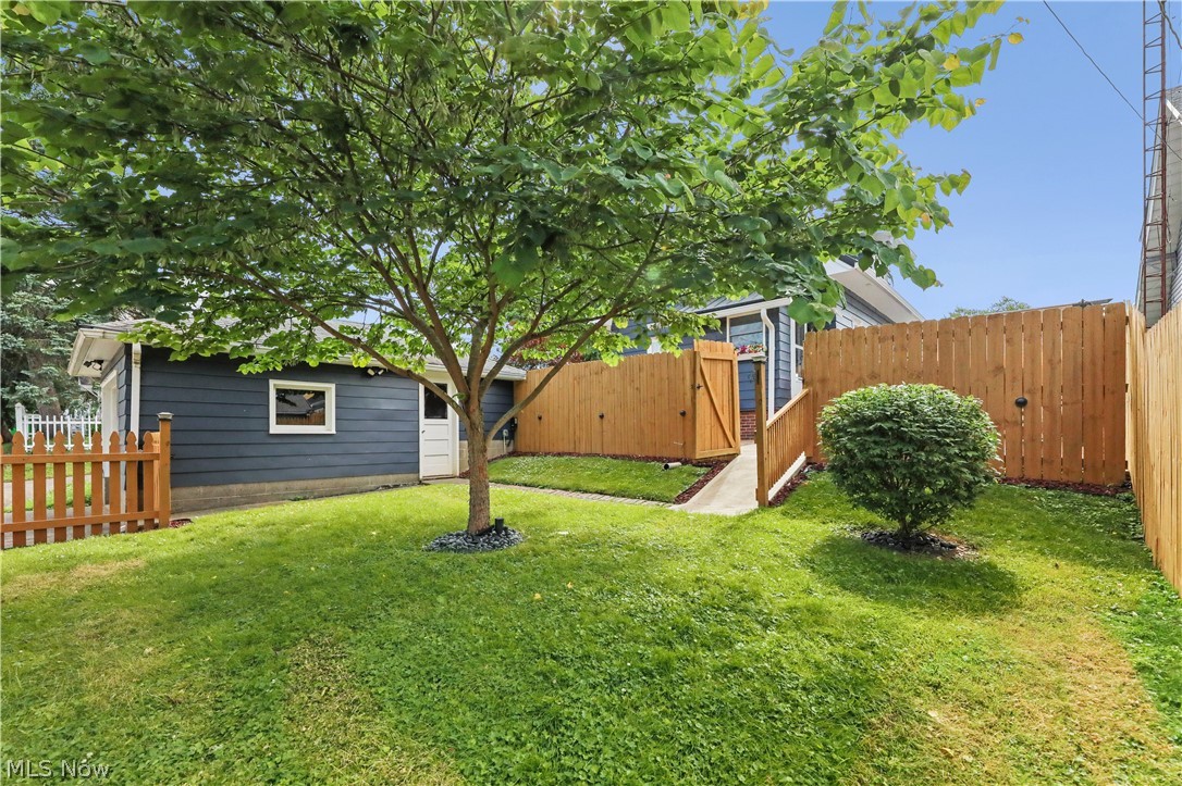 2128 S Freedom Avenue Alliance OH 44601
